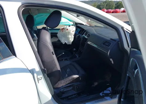 2019 Volkswagen Golf Alltrack Tsi S/Tsi Se/Tsi Sel z USA, uszkodzony, nr VIN 3VWM17AU5KM519857